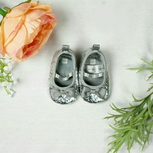 BRAND NEW Carter's NB Sparkle Shoes